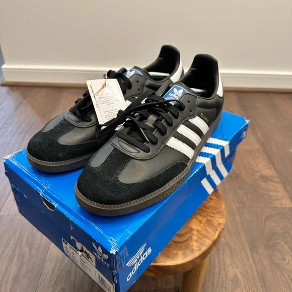 Adidas Men’s SAMBA OG Black White Stripes Sneakers, Size 13.5 - B75807